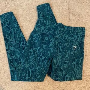 Gymshark Adapt Butterfly Size Small